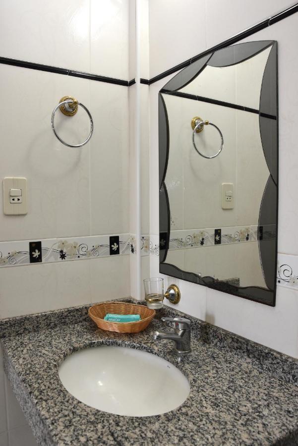 Hotel Arthur Shambala إنكارناسيون المظهر الخارجي الصورة